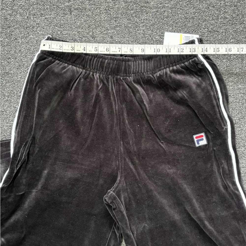 Vintage 90’s Fila Men's Black Velour Tracksuit Size Medium - Picture 8 of 10